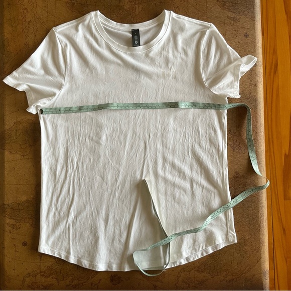 Lululemon Love Crew t-shirt Team Canada - Picture 4 of 10